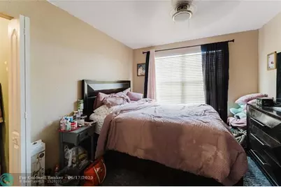 5743  Raceway Rd, Lake Worth, FL 33449 - Photo 17