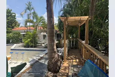 1100 NE 182nd St, North Miami Beach, FL 33162 - Photo 15