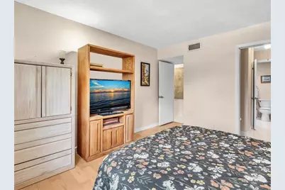 3020 NE 16th Ave, Unit #204 E, Oakland Park, FL 33334 - Photo 25