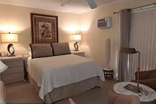 336 Oakridge S, Deerfield Beach, FL 33442 - Photo 9