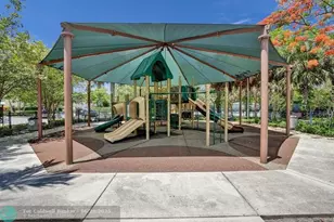 806 Cypress Grove Ln, Pompano Beach, FL 33069 - Photo 57