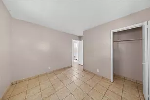 1230 NW 29th Way, Fort Lauderdale, FL 33311 - Photo 17