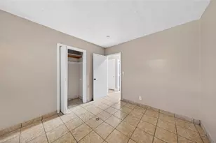 1230 NW 29th Way, Fort Lauderdale, FL 33311 - Photo 13