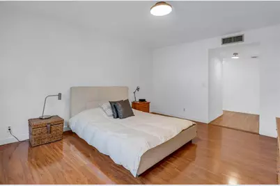 170  Lakeview Dr, Unit #203, Weston, FL 33326 - Photo 17