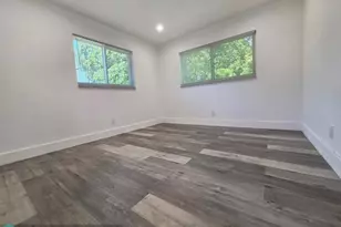 2432 Sherman St, Hollywood, FL 33020 - Photo 9