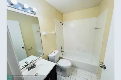 3449 NW 44th St, Unit #202, Lauderdale Lakes, FL 33309 - Photo 7