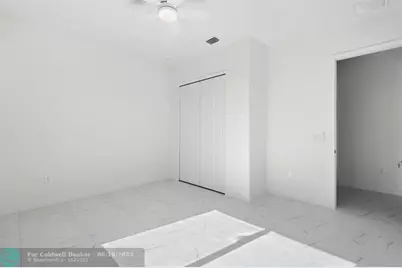 710  Eisenhower Blvd, Lehigh Acres, FL 33974 - Photo 17