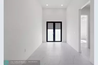 710  Eisenhower Blvd, Lehigh Acres, FL 33974 - Photo 3