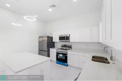 710  Eisenhower Blvd, Lehigh Acres, FL 33974 - Photo 9