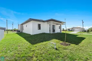 710 Eisenhower Blvd, Lehigh Acres, FL 33974 - Photo 29