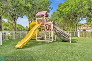 753 Imperial Lake Rd, West Palm Beach, FL 33413 - Photo 41