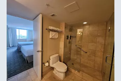 2670 E Sunrise Blvd, Unit #1105, Fort Lauderdale, FL 33304 - Photo 15