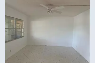1031  Berkshire B, Unit #1031, Deerfield Beach, FL 33442 - Photo 3