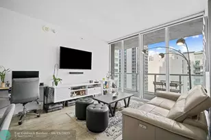 244 Biscayne Blvd, Miami, FL 33132 - Photo 7