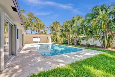 2111 NE 35th St, Lighthouse Point, FL 33064 - Photo 19