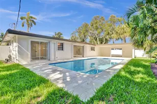 2111 NE 35th St, Lighthouse Point, FL 33064 - Photo 3