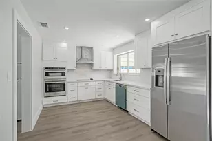 2111 NE 35th St, Lighthouse Point, FL 33064 - Photo 13