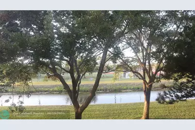 7891  Sunrise Lakes Dr, Unit #203, Sunrise, FL 33322 - Photo 3