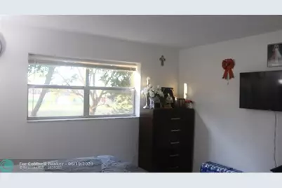 7891  Sunrise Lakes Dr, Unit #203, Sunrise, FL 33322 - Photo 25