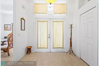 386 SW Donna Ter, Port Saint Lucie, FL 34984 - Photo 7