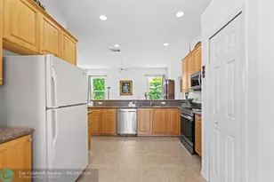 386 SW Donna Terrace, Port Saint Lucie, FL 34984 - Photo 21