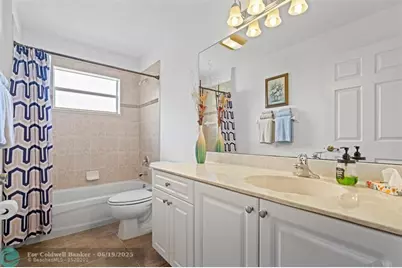 386 SW Donna Ter, Port Saint Lucie, FL 34984 - Photo 37