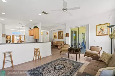 386 SW Donna Ter, Port Saint Lucie, FL 34984 - Photo 15