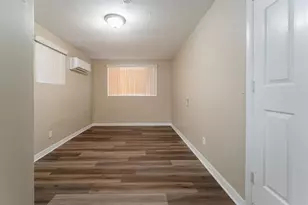 6660 Allen St, Hollywood, FL 33024 - Photo 9