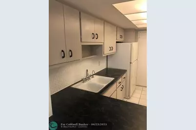 1351 NE Miami Gardens Dr, Unit #503E, Miami, FL 33179 - Photo 1