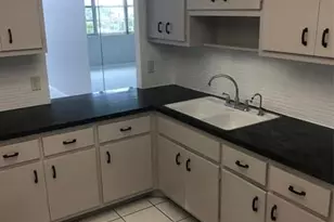 1351 NE Miami Gardens Dr, Miami, FL 33179 - Photo 5