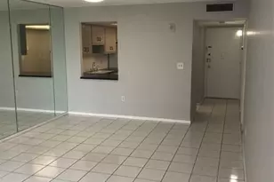 1351 NE Miami Gardens Dr, Miami, FL 33179 - Photo 9