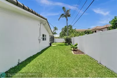 4711  Bayview Dr, Fort Lauderdale, FL 33308 - Photo 49