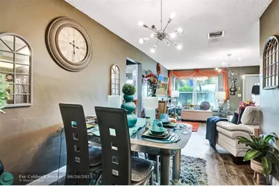 4508 NW 43rd Ter, Tamarac, FL 33319 - Photo 9