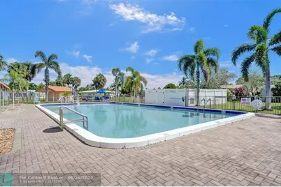 4508 NW 43rd Ter, Tamarac, FL 33319 - Photo 31