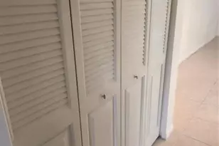 218 Farnham J, Deerfield Beach, FL 33442 - Photo 5