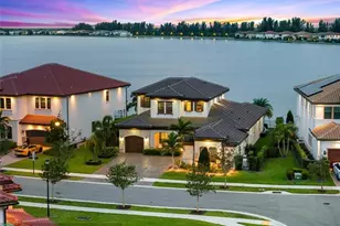 9295 Parkland Bay Dr, Parkland, FL 33076 - Photo 1