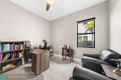 9295  Parkland Bay Dr, Parkland, FL 33076 - Photo 13