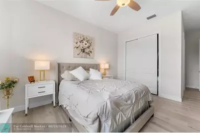 9295  Parkland Bay Dr, Parkland, FL 33076 - Photo 45