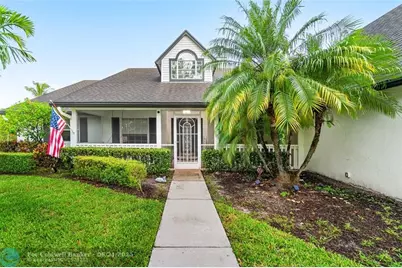 14117 N 74th St N, The Acreage, FL 33470 - Photo 5