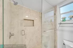 400 N Surf Rd, Hollywood, FL 33019 - Photo 37