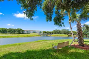 4301 Martinique Cir, Coconut Creek, FL 33066 - Photo 27