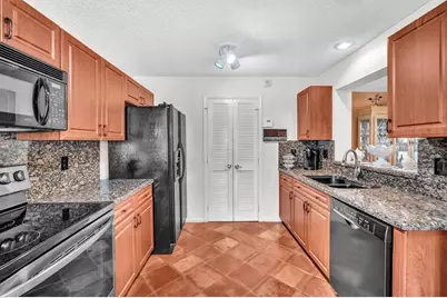 1838 NW 94th Ave, Plantation, FL 33322 - Photo 7