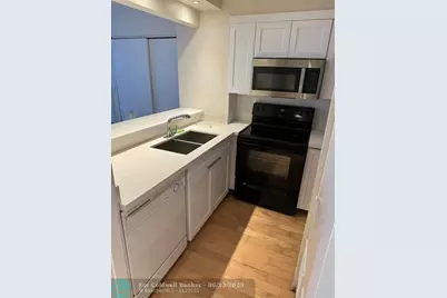 540  Brickell Key Dr, Unit #1214, Miami, FL 33131 - Photo 5