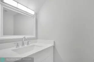 1869 NE 15th Ave, Fort Lauderdale, FL 33305 - Photo 17