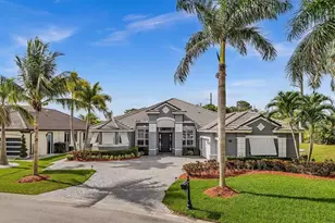 755 SW River Bend Cir, Stuart, FL 34997 - Photo 1