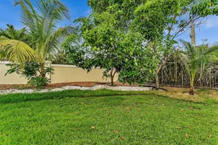 755 SW River Bend Cir, Stuart, FL 34997 - Photo 7