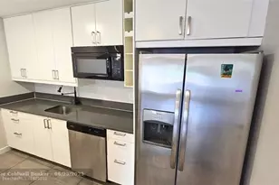 200 NW 25th St, Fort Lauderdale, FL 33311 - Photo 3