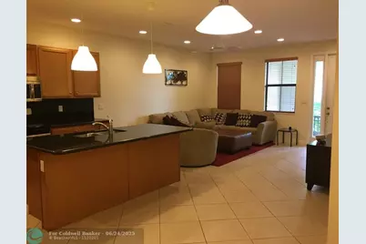 3310 NW 125th Ln, Sunrise, FL 33323 - Photo 3