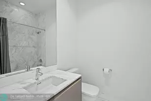 3300 NE 188th St, Aventura, FL 33180 - Photo 25