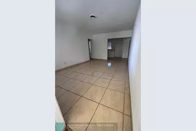 890 NW 39th St, Unit #2, Oakland Park, FL 33309 - Photo 5